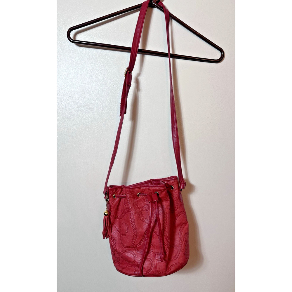 Red Leather Embossed Bucket Bag Crossbody Drawstring Purse Boho Western Festival - Picture 3 of 15
